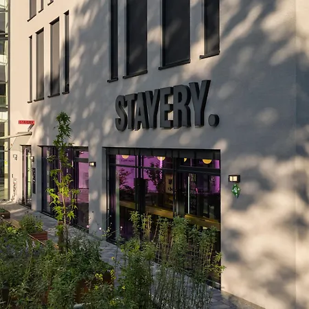 Stayery Hauptbahnhof & Center מלון דירות 4*