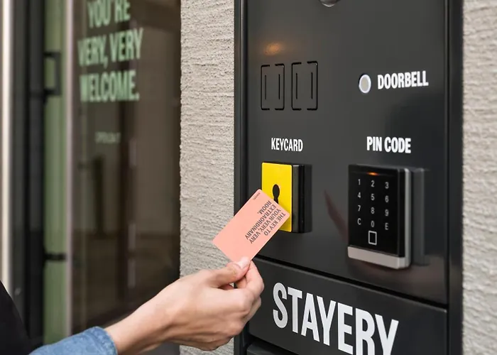 Stayery Hauptbahnhof 公寓式酒店 居特斯洛